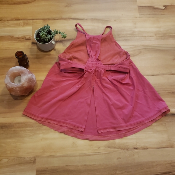 Lululemon Tank - Picture 2 of 3